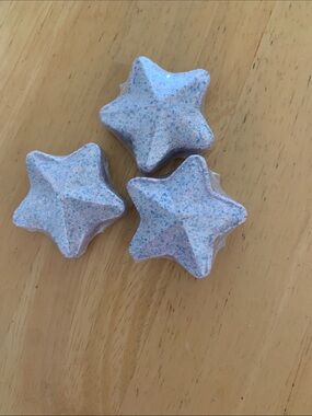 Star-Shaped Bath Bombs in Pale Lavender and Pink Speckle